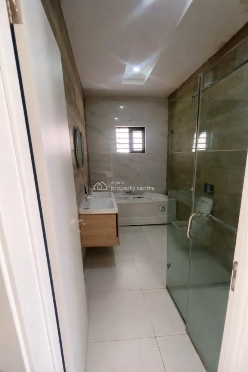 Luxury and 5bedroom Duplex on 2floors with Pool and Bq in an Estate, U3 Estate, Lekki Phase 1, Lekki, Lagos, House for Rent