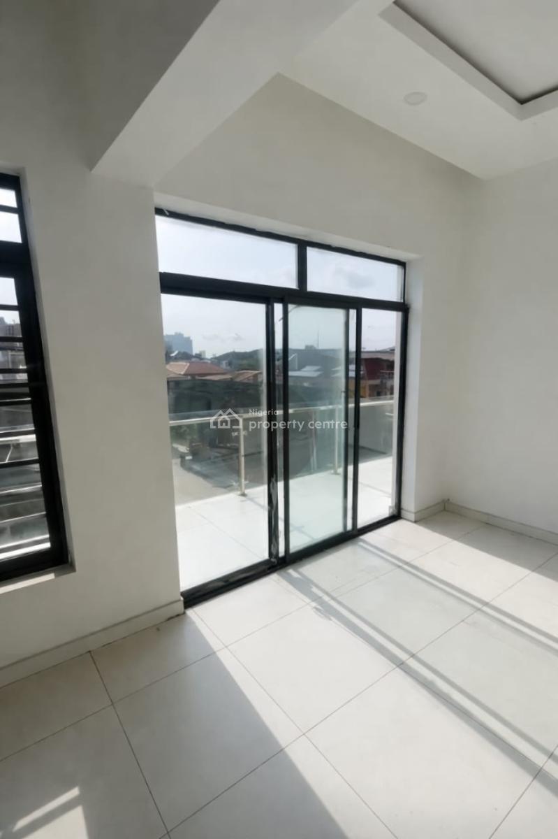 Luxury and 5bedroom Duplex on 2floors with Pool and Bq in an Estate, U3 Estate, Lekki Phase 1, Lekki, Lagos, House for Rent