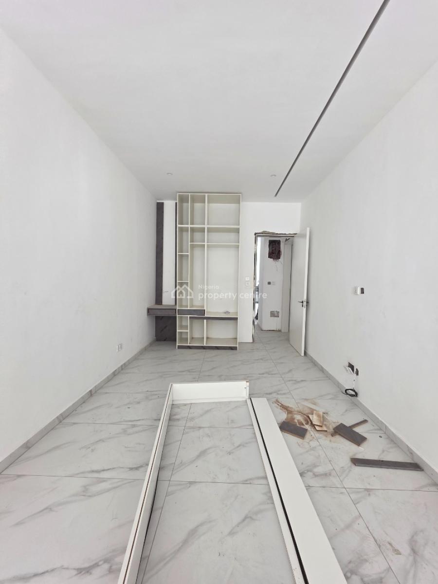 Luxury 2 Bedroom Apartment with Excellent Finishing, Lekki Phase 1, Lekki, Lagos, Flat / Apartment for Sale