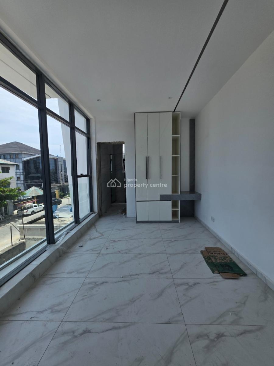 Luxury 2 Bedroom Apartment with Excellent Finishing, Lekki Phase 1, Lekki, Lagos, Flat / Apartment for Sale