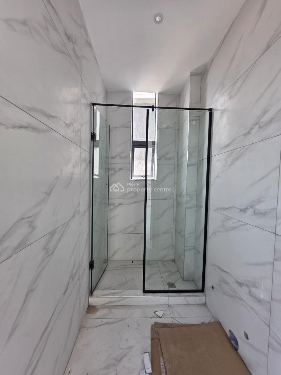 Luxury 2 Bedroom Apartment with Excellent Finishing, Lekki Phase 1, Lekki, Lagos, Flat / Apartment for Sale