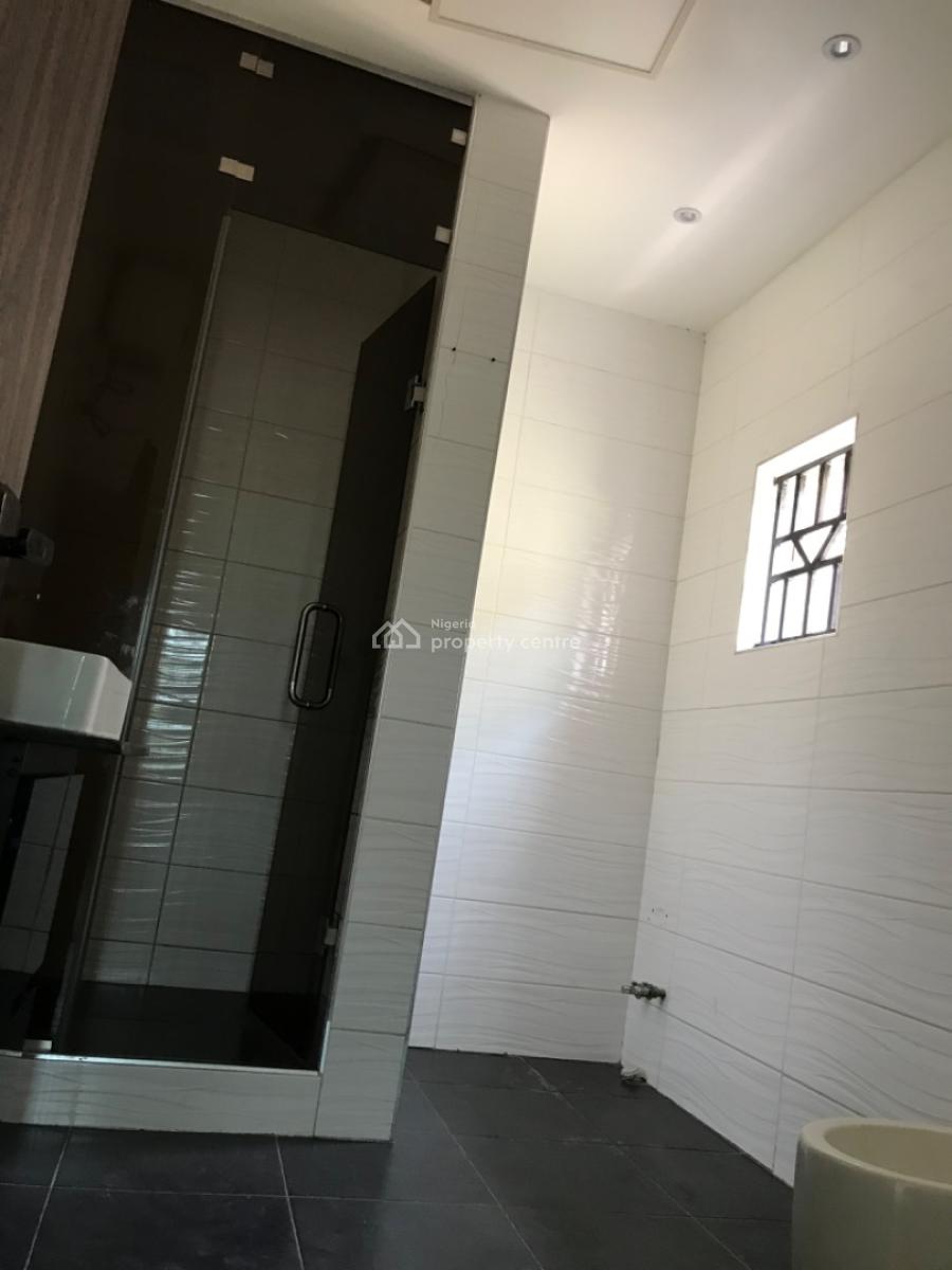 Newly Renovated 5 Bedroom Fully Detached Swimming Pool @lekki Phase 1, Lekki Phase 1, Lekki, Lagos, Detached Duplex for Rent