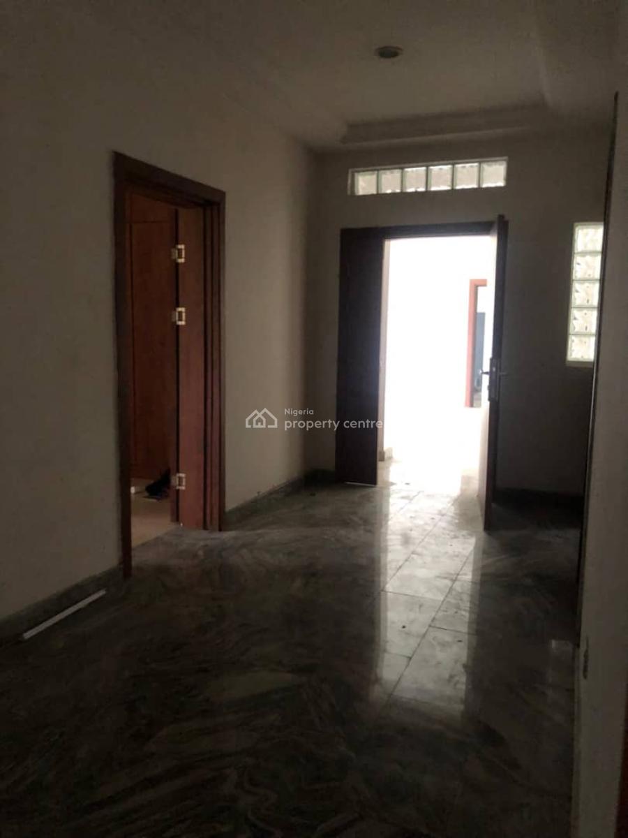Spacious 12 Units of 3bedrooms Flat with a Room Bq with Fitted Kitchen, Oniru, Victoria Island (vi), Lagos, Flat / Apartment for Rent