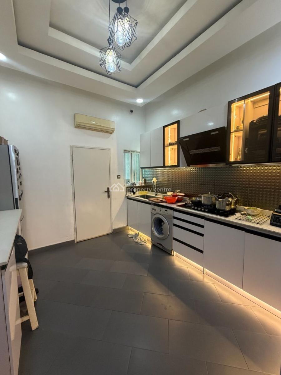 Furnished 5-bedroom Terrace Duplex, Ikeja G R a, Ikeja, Lagos, Terraced Duplex for Rent