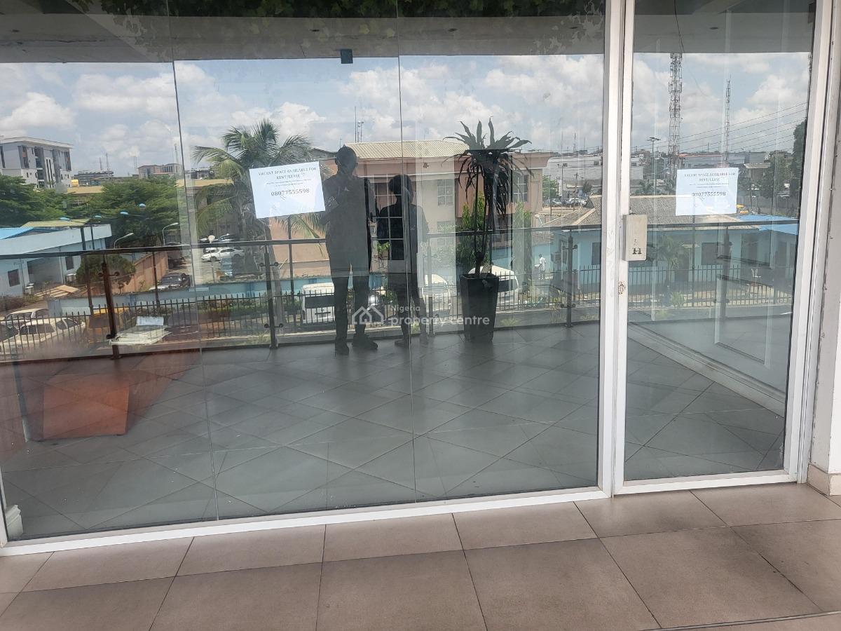 61sqm at Space Town Square Mall, Obafemi Awolowo Way, Ikeja, Lagos, Restaurant / Bar for Rent