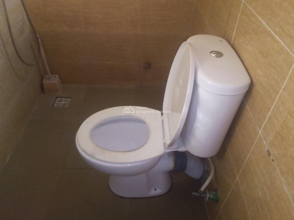 Spacious Luxury 3 Bedroom Flat with Excellent Features, Goodness Estate, Ogombo, Ajah, Lagos, Flat / Apartment for Rent