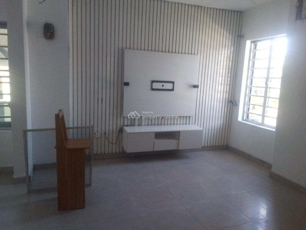 Spacious Luxury 3 Bedroom Flat with Excellent Features, Goodness Estate, Ogombo, Ajah, Lagos, Flat / Apartment for Rent