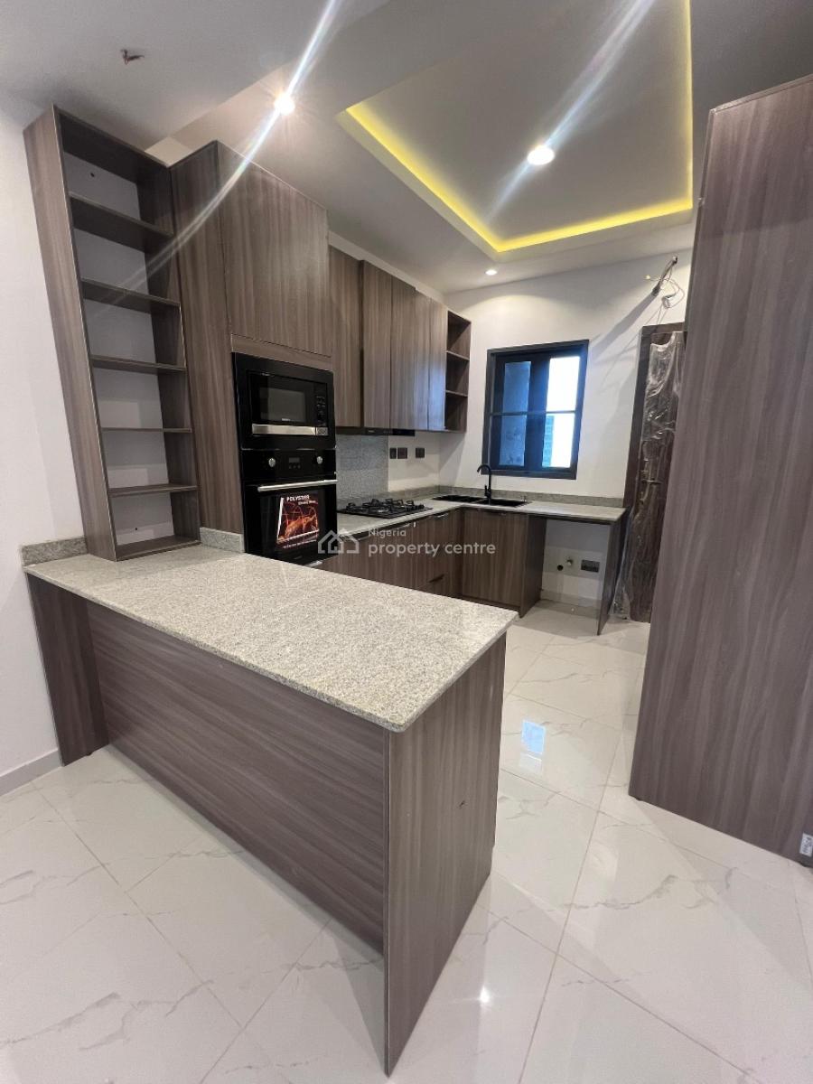 2bedroom Apartment Available, Salem Ilasan, Lekki Phase 2, Lekki, Lagos, Flat / Apartment for Rent