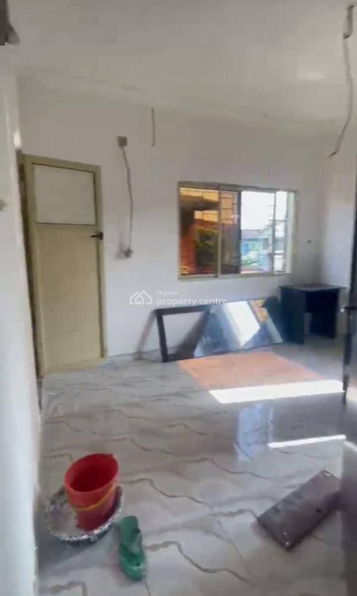 Newly Renovated 2 Bedroom Flat Upstairs., Off Falolu Street, Surulere, Lagos, Flat / Apartment for Rent