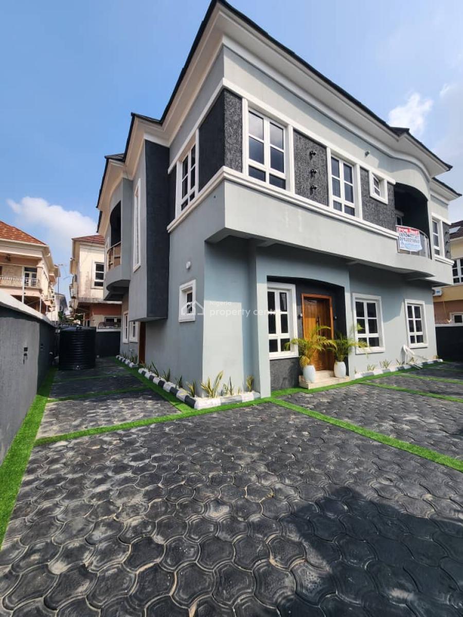 Exquisite Spacious Fully Detached 5 Bedroom Detached House with Bq, Idado Estate, Before Chevron (coming From Lekki), Lekki, Lagos, Detached Duplex for Sale