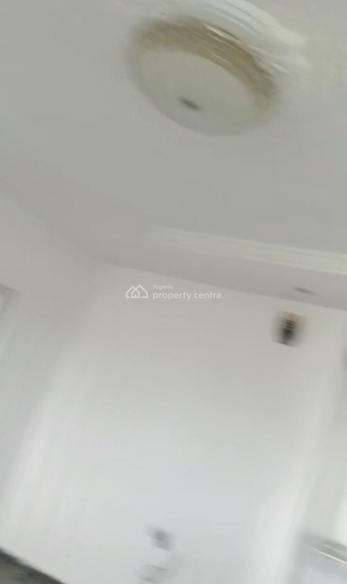 Spacious Three Bedroom Apartment, Amuwo Odofin, Lagos, Flat / Apartment for Rent