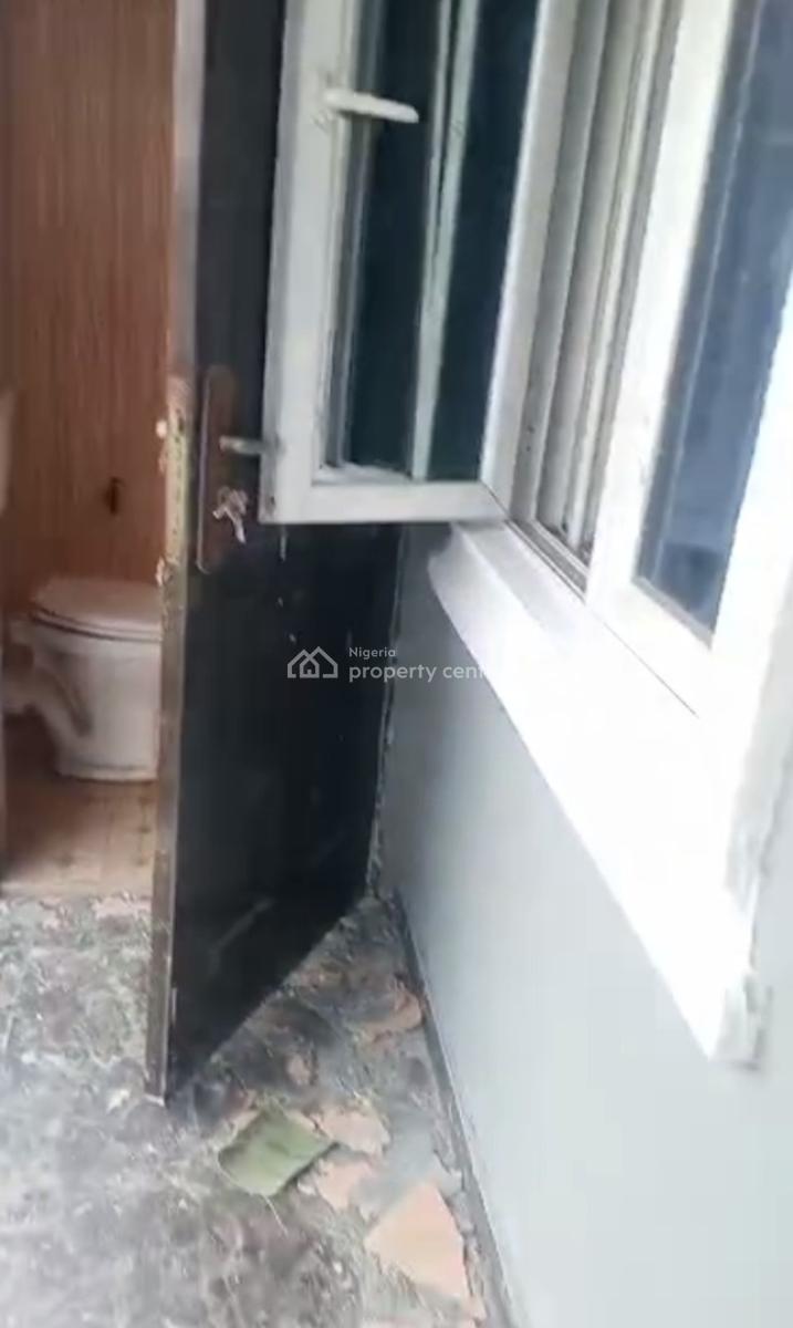 Spacious Three Bedroom Apartment, Amuwo Odofin, Lagos, Flat / Apartment for Rent