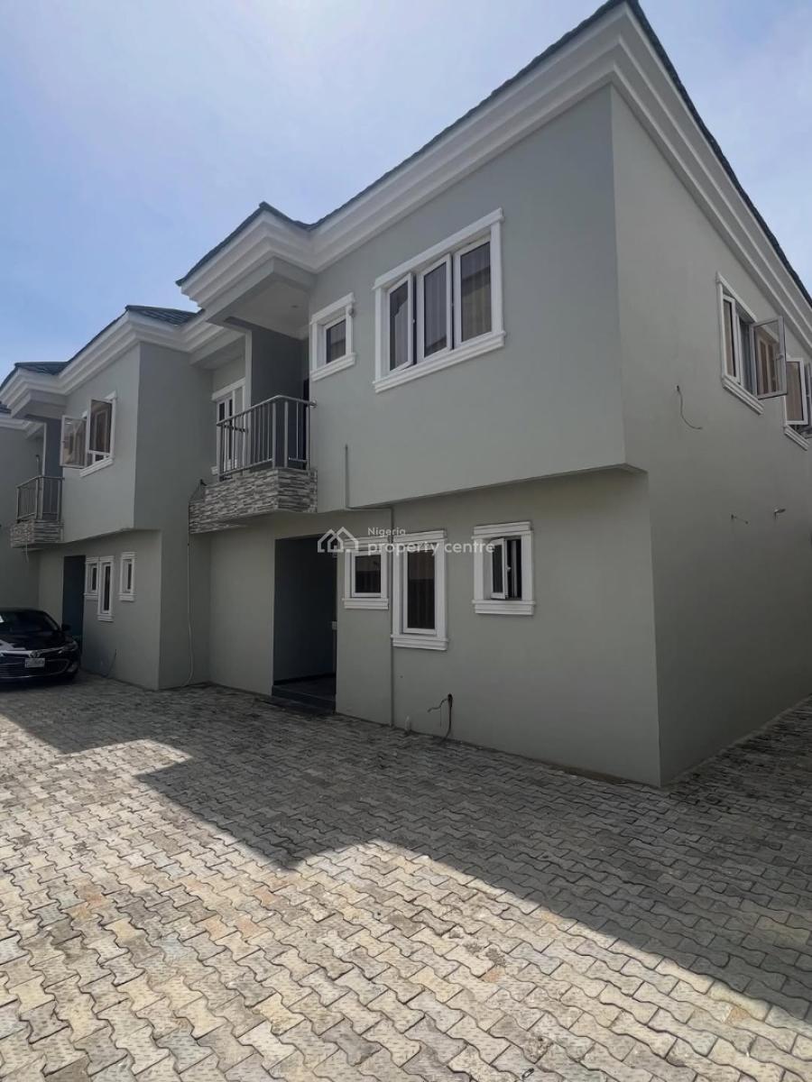 Spacious 4 Bedroom Terrace Duplex in a Well-organized Estate, Agungi/ Idado Axis, Lekki, Lagos, Terraced Duplex for Rent