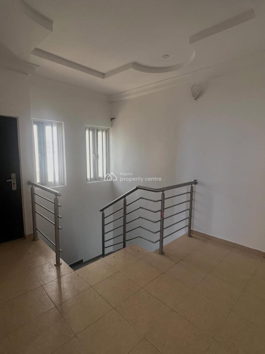 Spacious 4 Bedroom Terrace Duplex in a Well-organized Estate, Agungi/ Idado Axis, Lekki, Lagos, Terraced Duplex for Rent