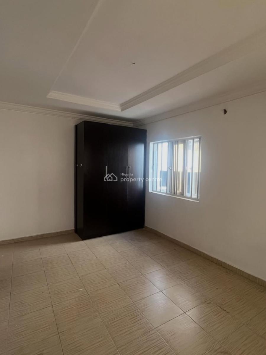 Spacious 4 Bedroom Terrace Duplex in a Well-organized Estate, Agungi/ Idado Axis, Lekki, Lagos, Terraced Duplex for Rent
