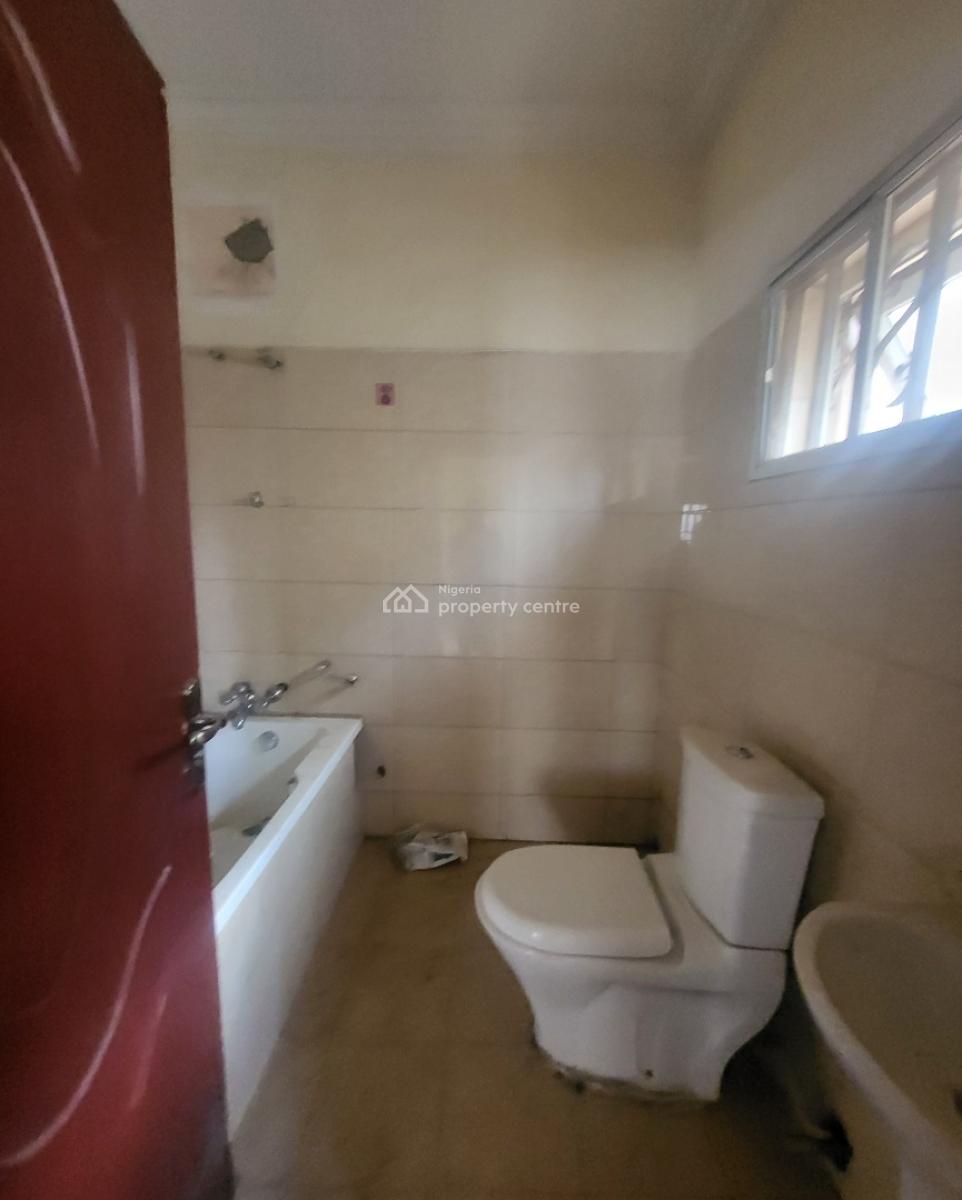 Luxurious Massive 3bedroom Flat, By Ap Filling Station, Gudu, Abuja, Flat / Apartment for Rent