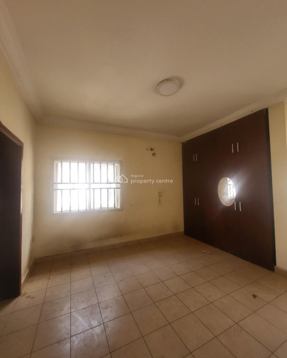 Luxurious Massive 3bedroom Flat, By Ap Filling Station, Gudu, Abuja, Flat / Apartment for Rent