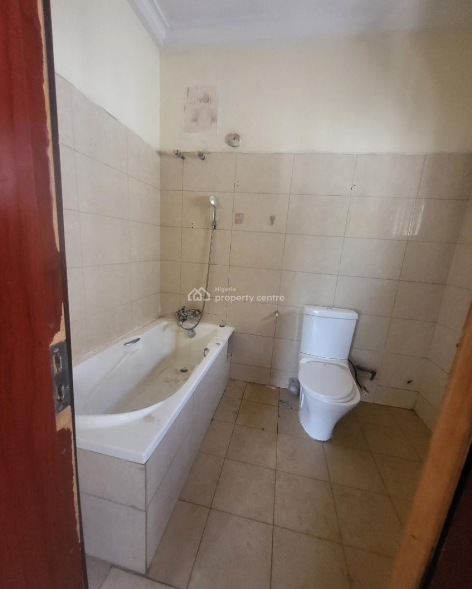 Luxurious Massive 3bedroom Flat, By Ap Filling Station, Gudu, Abuja, Flat / Apartment for Rent
