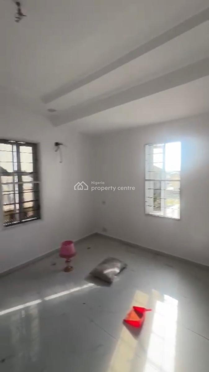 Spacious 2 Bedroom Flat, Sangotedo, Ajah, Lagos, Flat / Apartment for Rent