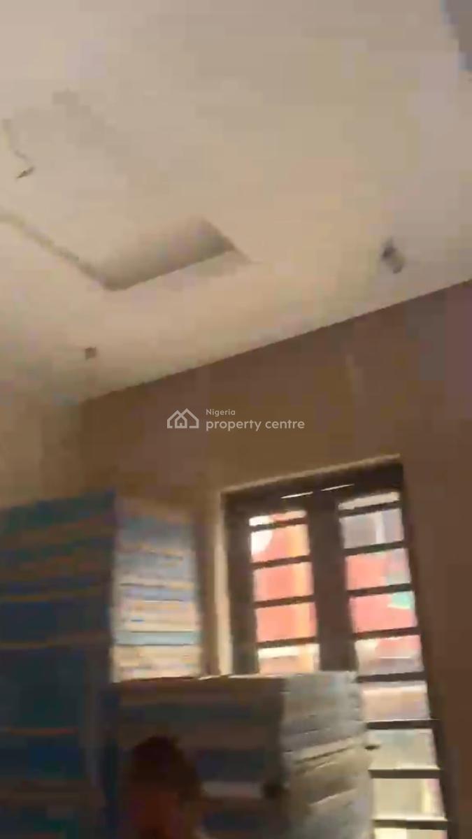 Spaciously Built 4 Bedroom Semi Detached Duplex, Apapa Road, Constain, Desalu Close, Apapa, Lagos, Semi-detached Duplex for Sale