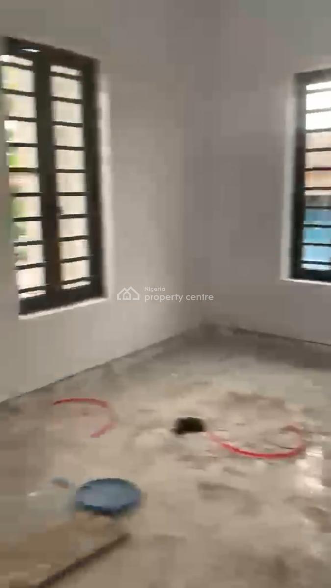 Spaciously Built 4 Bedroom Semi Detached Duplex, Apapa Road, Constain, Desalu Close, Apapa, Lagos, Semi-detached Duplex for Sale