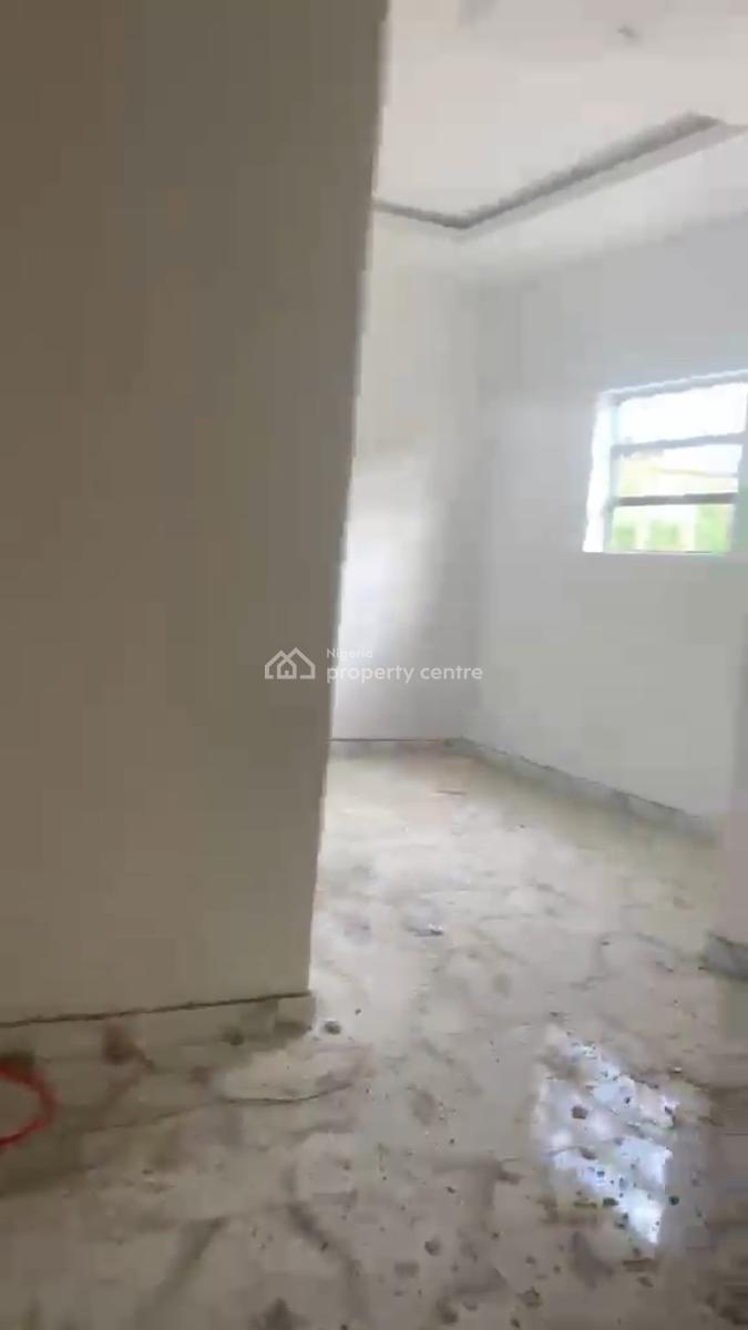 Spaciously Built 4 Bedroom Semi Detached Duplex, Apapa Road, Constain, Desalu Close, Apapa, Lagos, Semi-detached Duplex for Sale