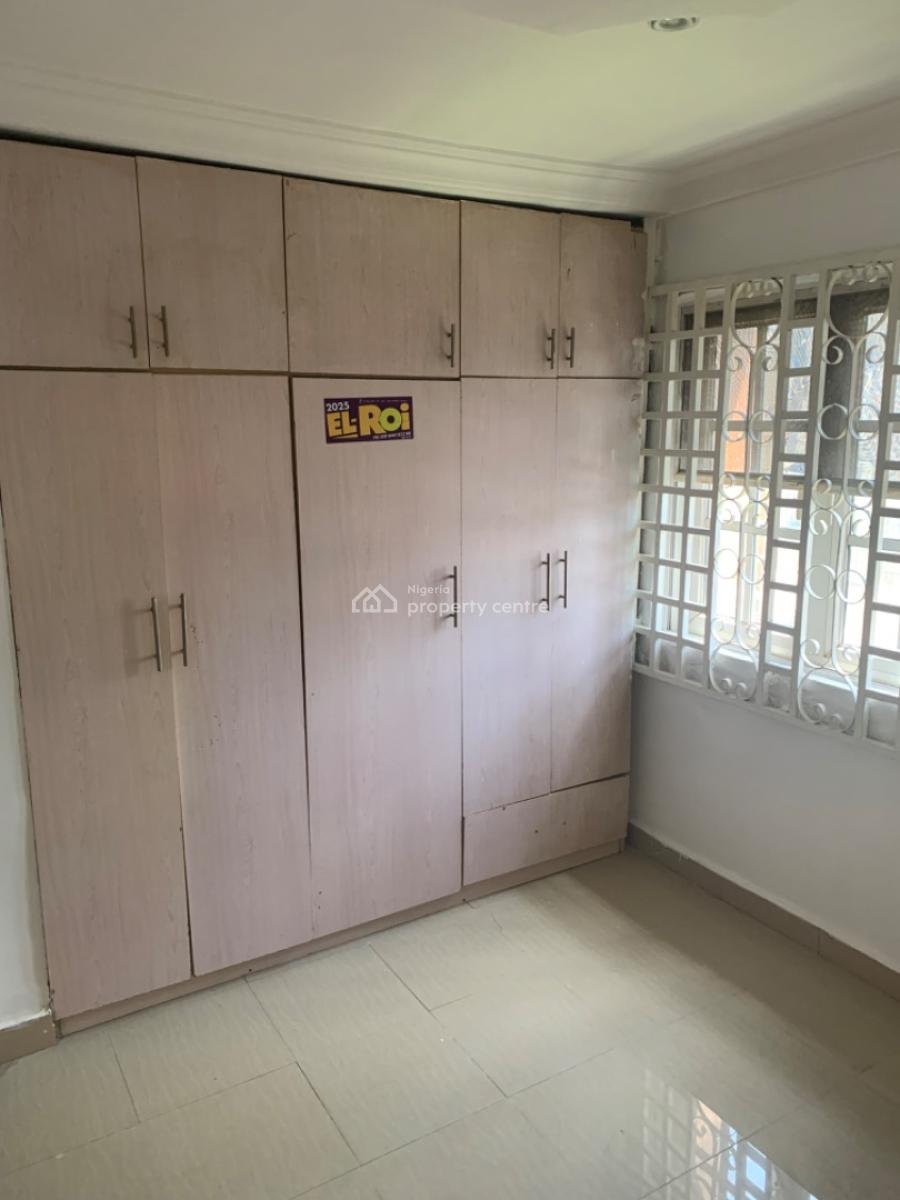 3 Bedroom Flat on The First Floor, Zone 3, Wuse, Abuja, Zone 3, Wuse, Abuja, Flat / Apartment for Rent