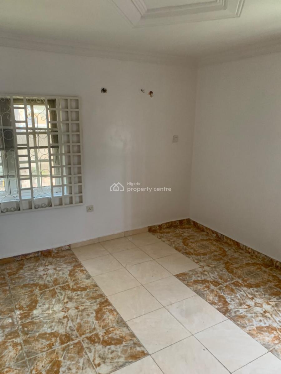 3 Bedroom Flat on The First Floor, Zone 3, Wuse, Abuja, Zone 3, Wuse, Abuja, Flat / Apartment for Rent