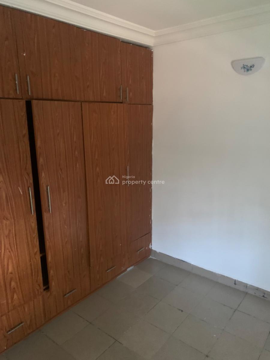 3 Bedroom Flat on The First Floor, Zone 3, Wuse, Abuja, Zone 3, Wuse, Abuja, Flat / Apartment for Rent