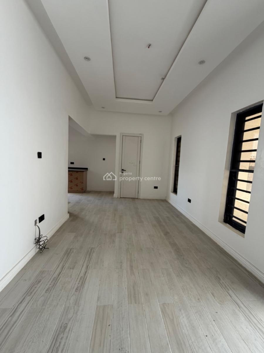 a Standard Studio with Big Kitchen, Ologolo, Lekki, Lagos, Flat / Apartment for Rent