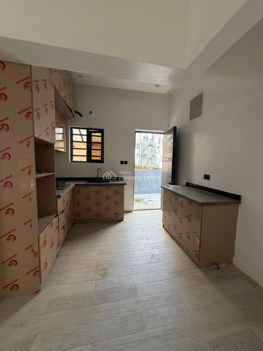 a Standard Studio with Big Kitchen, Ologolo, Lekki, Lagos, Flat / Apartment for Rent