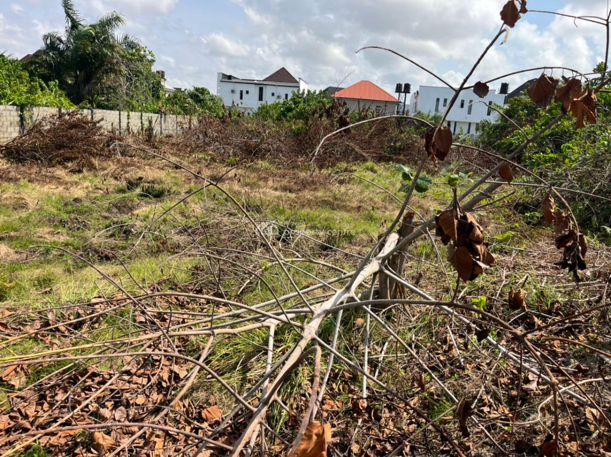 Dry and Fenced Plots of Land, Monastery Road Shoprite, Sangotedo, Ajah, Lagos, Residential Land for Sale