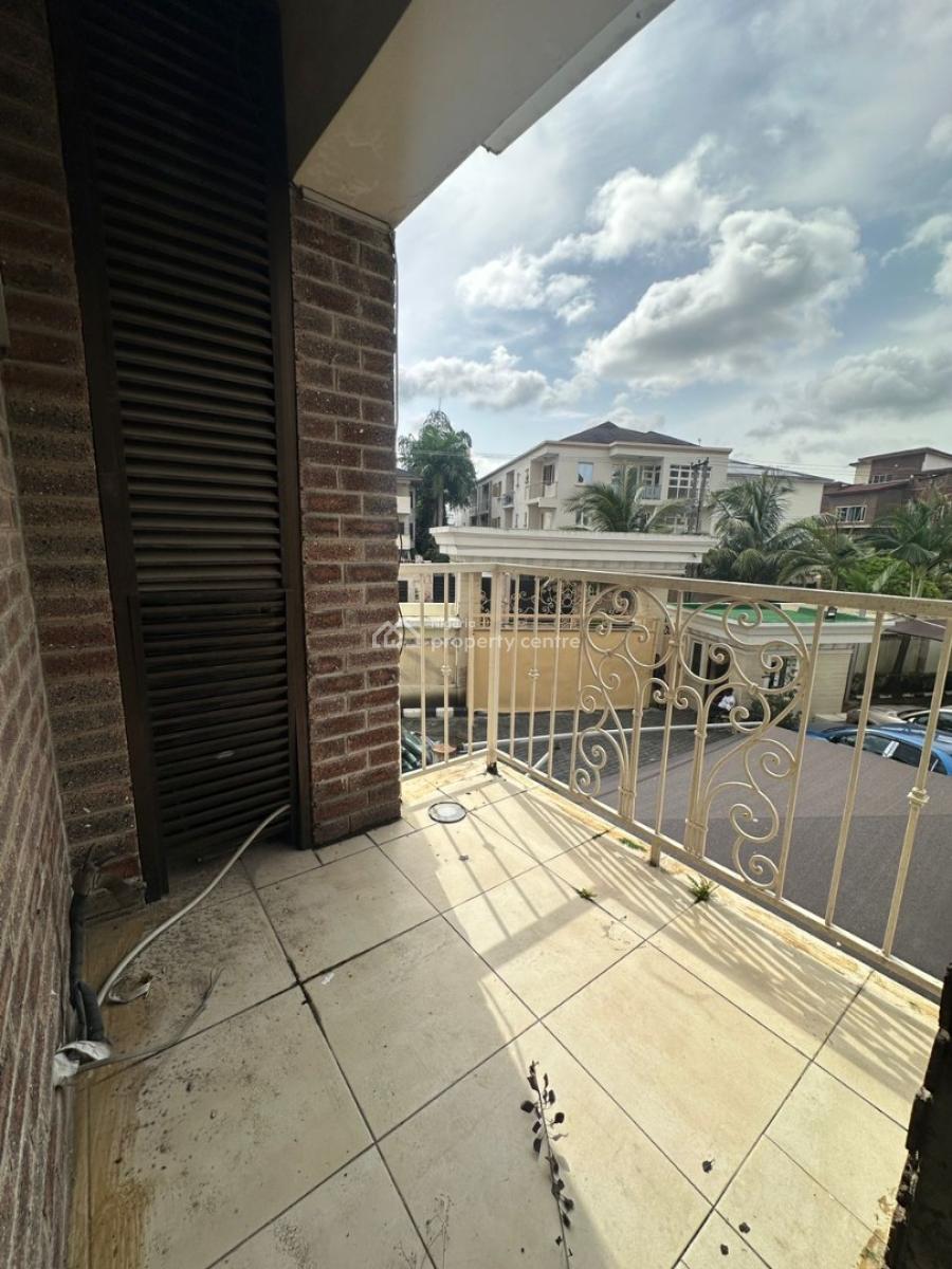 Clean & Spacious 4-bedroom Townhouse with Bq, Ikoyi, Lagos, House for Rent