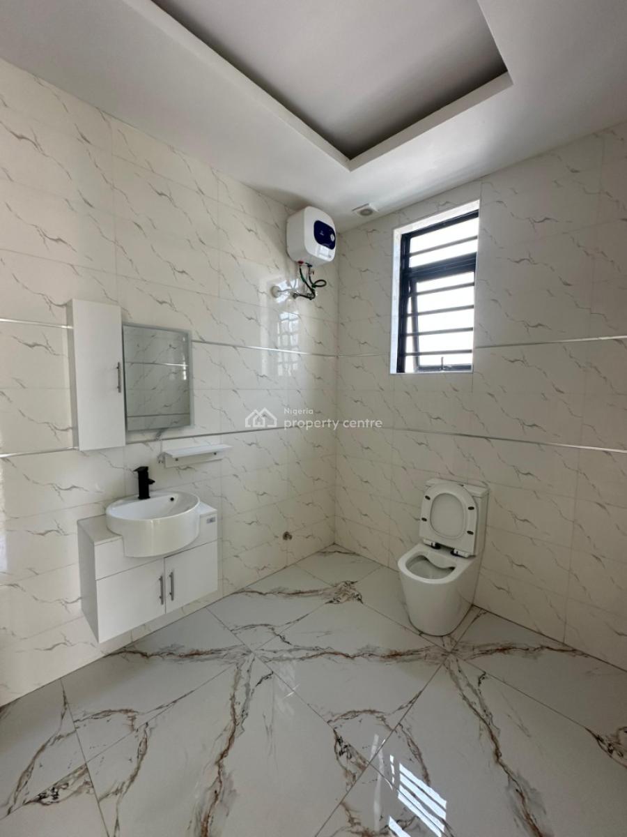 Clean & Spacious 5 Bedroom Fully Detached Duplex, Lekki Phase 1, Lekki, Lagos, Detached Duplex for Sale