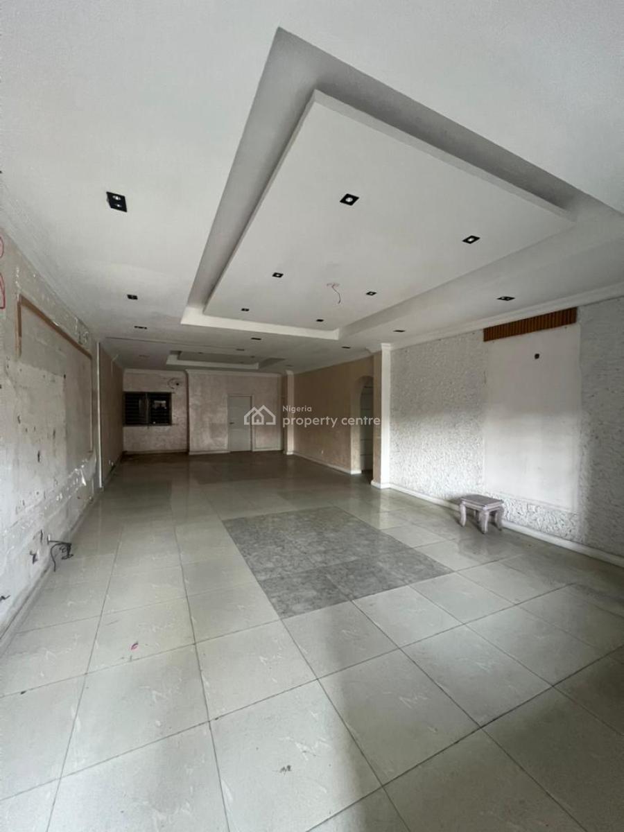 Amazing 3 Bedroom Apartment with a Bq, Maruwa Lekki, Lekki Expressway, Lekki, Lagos, Flat / Apartment for Rent