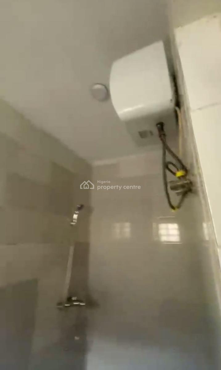 Spacious Standard Modern 2 Bedroom Apartment, Life Camp, Abuja, Flat / Apartment for Rent