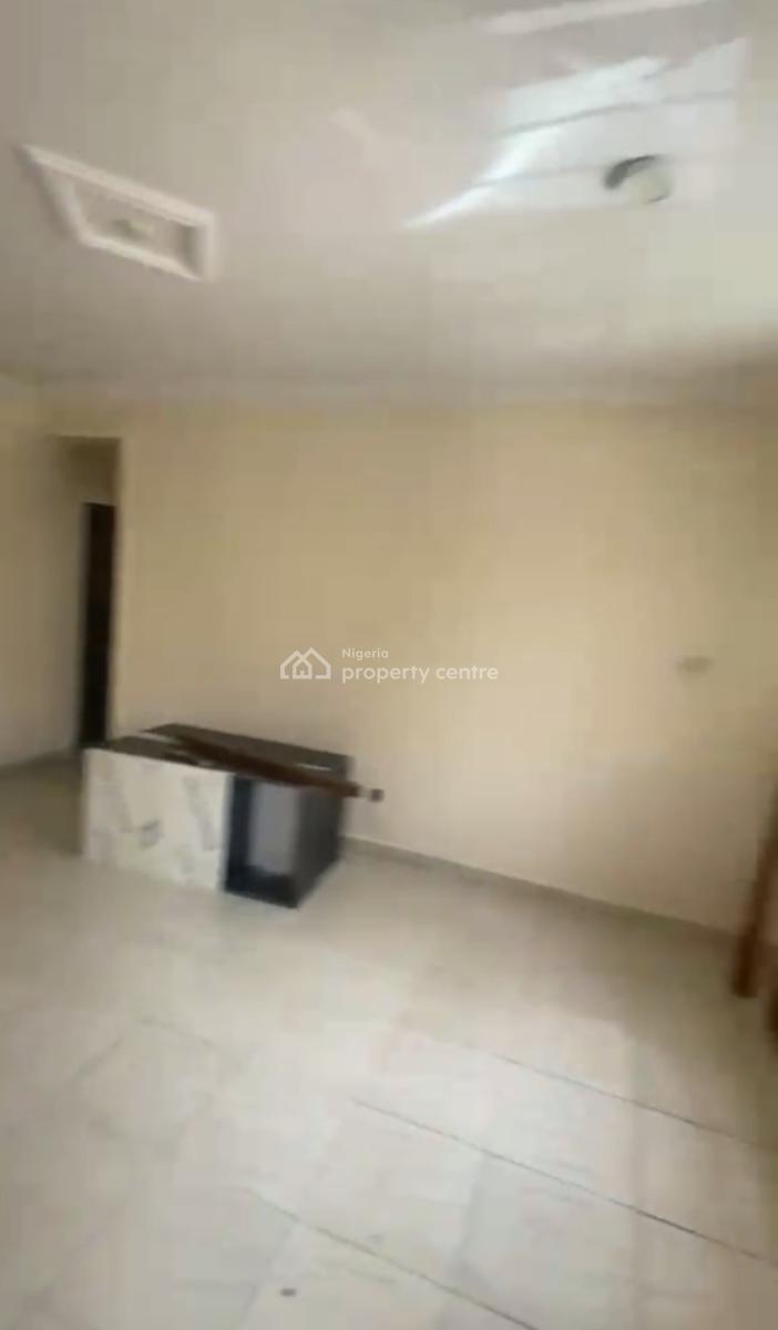 Spacious Standard Modern 2 Bedroom Apartment, Life Camp, Abuja, Flat / Apartment for Rent