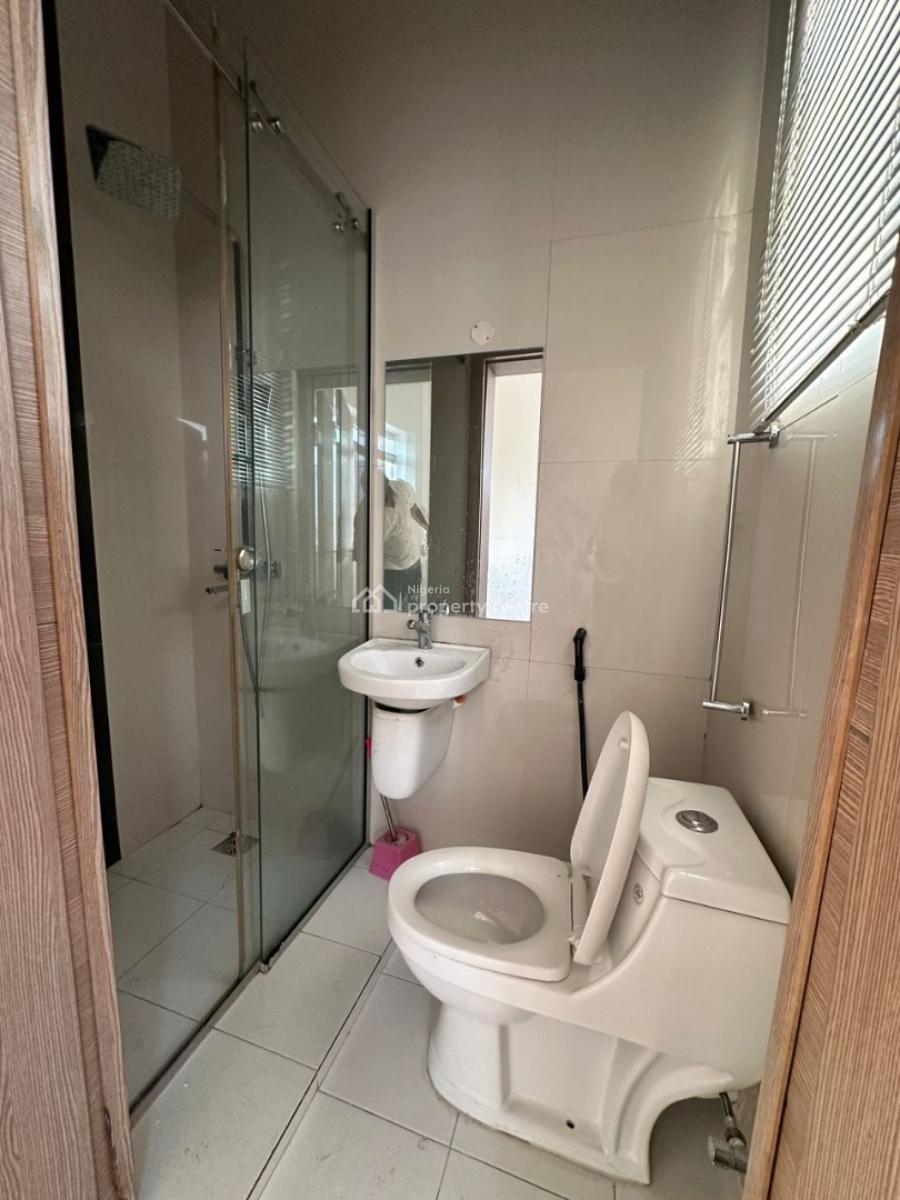 Unfurnished Standard 2-bedroom Apartment on The 3rd Floor, Oniru, Victoria Island (vi), Lagos, Flat / Apartment for Rent