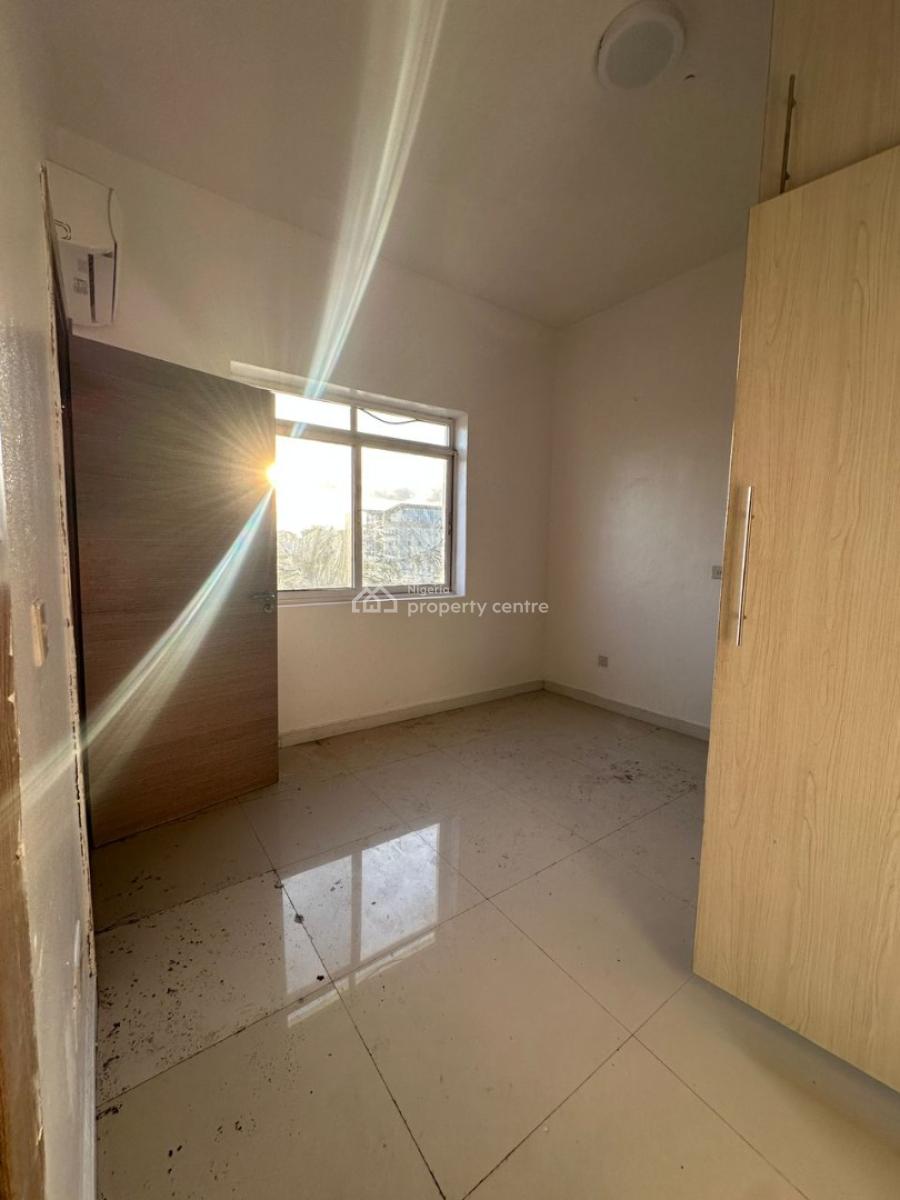 Unfurnished Standard 2-bedroom Apartment on The 3rd Floor, Oniru, Victoria Island (vi), Lagos, Flat / Apartment for Rent