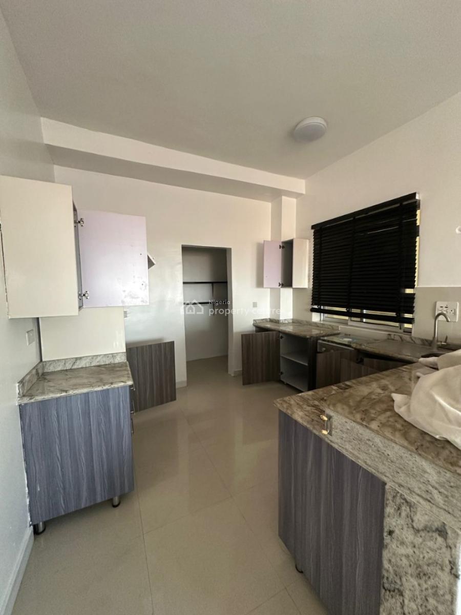 Unfurnished Standard 2-bedroom Apartment on The 3rd Floor, Oniru, Victoria Island (vi), Lagos, Flat / Apartment for Rent