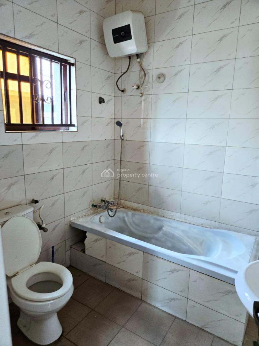 Spacious 1-bedroom Apartment, Osapa, Lekki, Lagos, Mini Flat (room and Parlour) for Rent