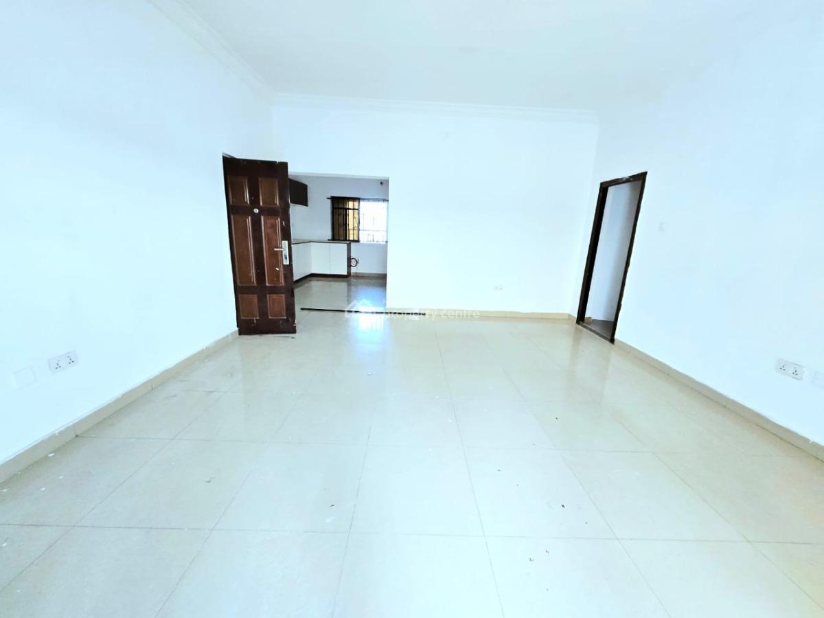 Spacious 1-bedroom Apartment, Osapa, Lekki, Lagos, Mini Flat (room and Parlour) for Rent
