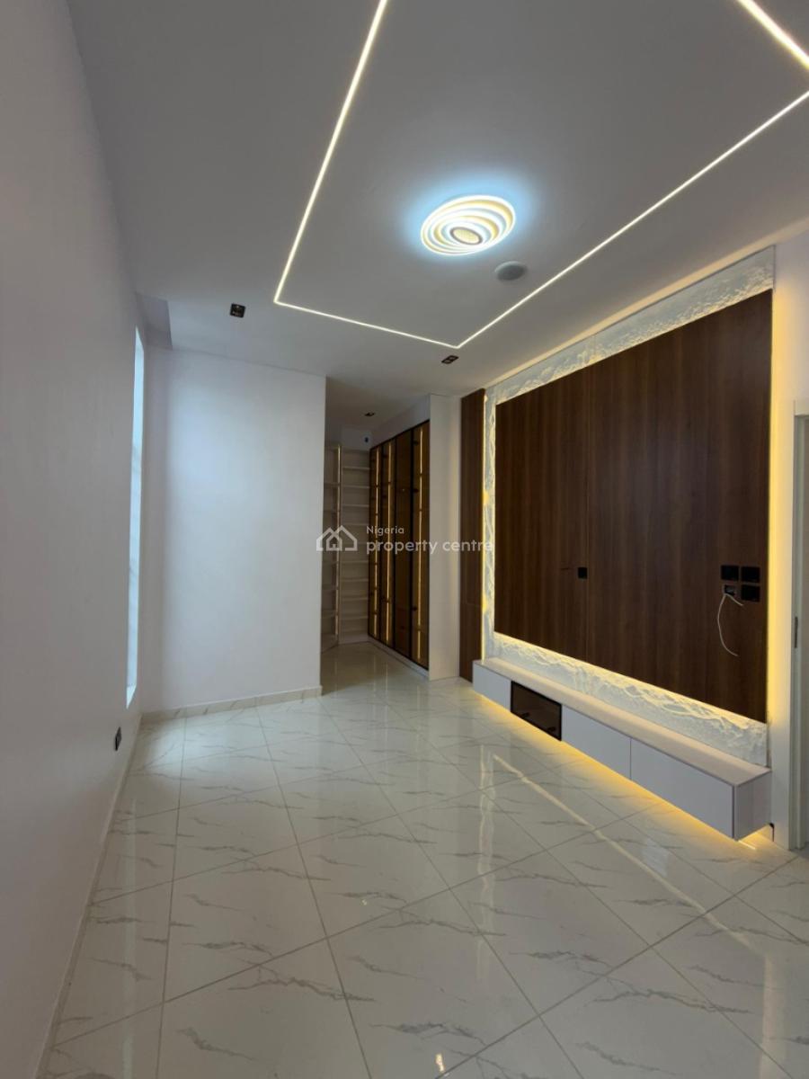 Luxury 2bedroom Apartment, Ologolo, Lekki, Lagos, Flat / Apartment for Sale