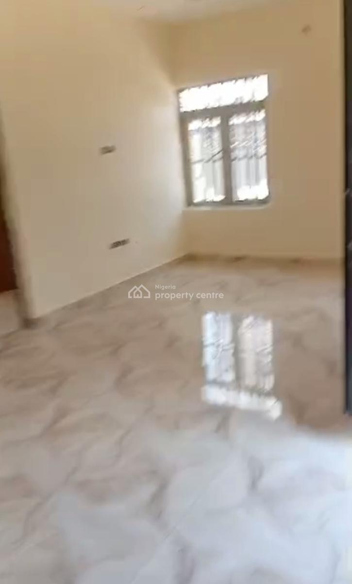 Newly Renovated Spacious 3 Bedroom Bungalow in a Self Compound, Off, Bode Thomas, Surulere, Lagos, Detached Bungalow for Rent