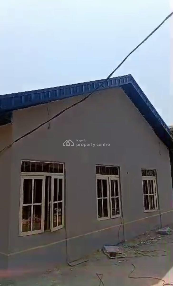 Newly Renovated Spacious 3 Bedroom Bungalow in a Self Compound, Off, Bode Thomas, Surulere, Lagos, Detached Bungalow for Rent