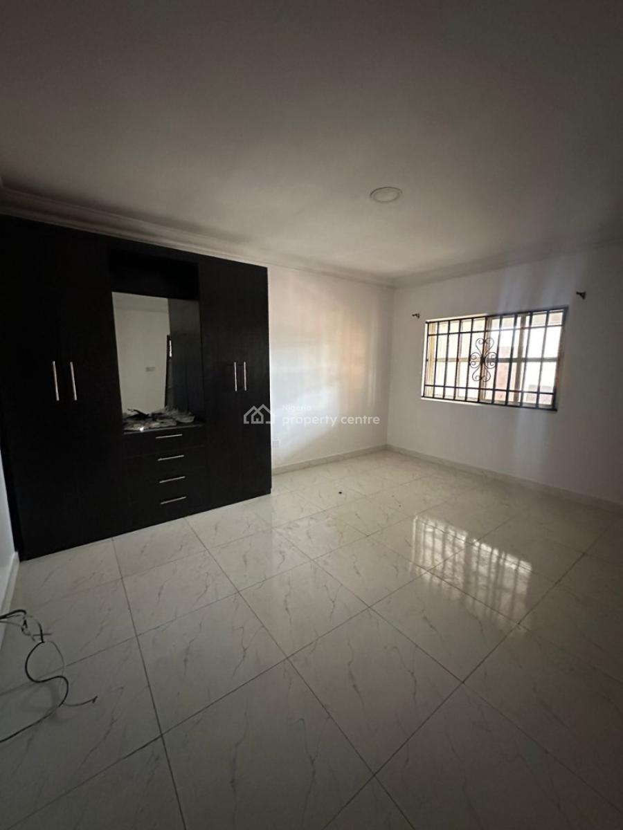 Newly Renovated 3-bedroom Apartment on The 3rd Floor, Parkview, Ikoyi, Lagos, Flat / Apartment for Rent