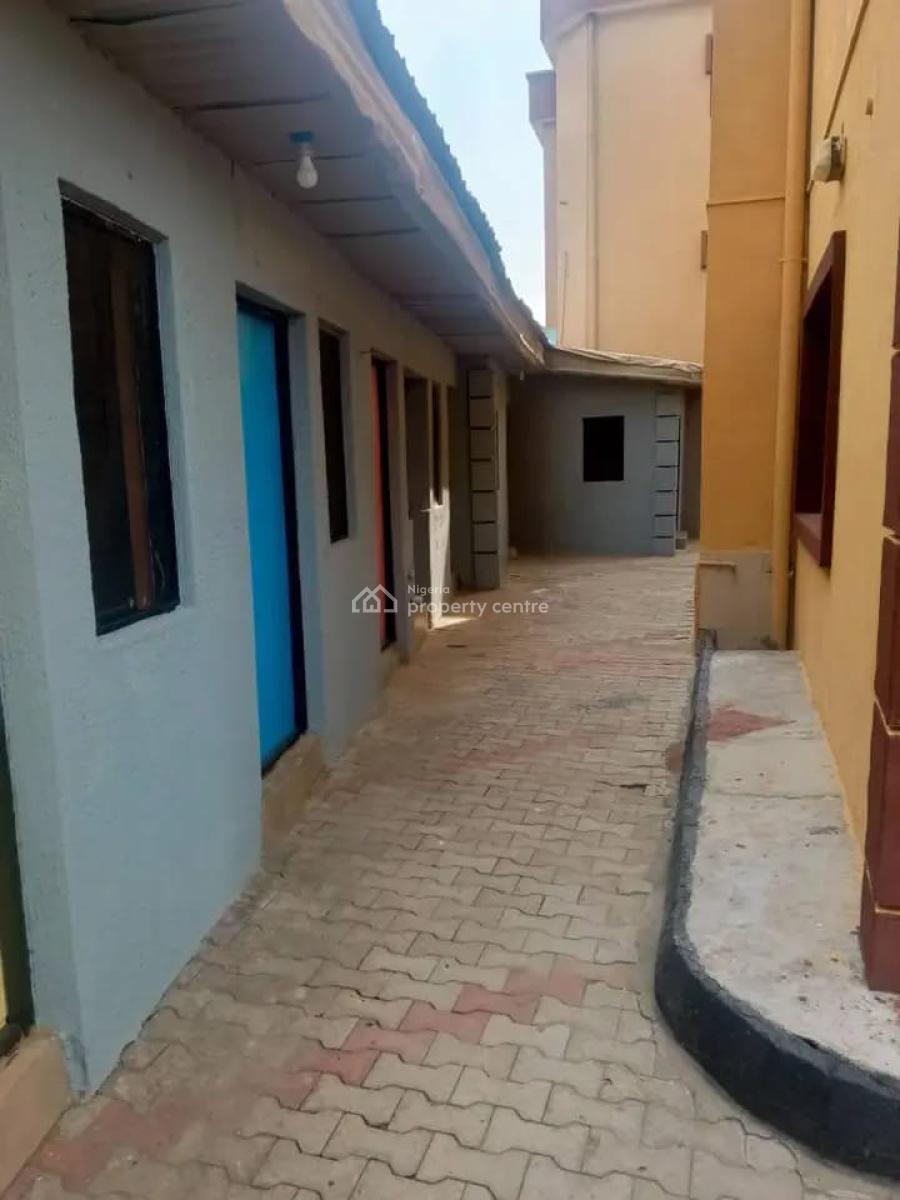 6 Units of 3-bedroom Flats 2 Units of 1-bedroom Penthouse Flats 6 Bqs, Mende, Maryland, Lagos, Flat / Apartment for Rent