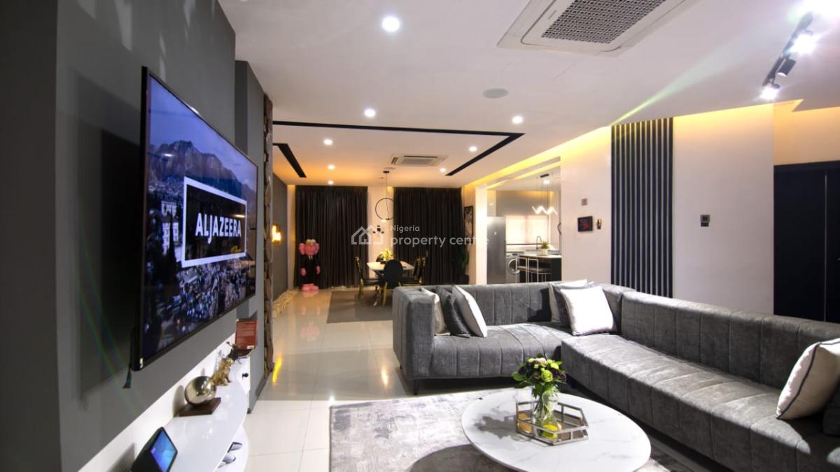 a Fully Furnished 2 Bedroom Apartment and Bq, Chevron Drive, Lekki Expressway, Lekki, Lagos, Flat / Apartment for Rent