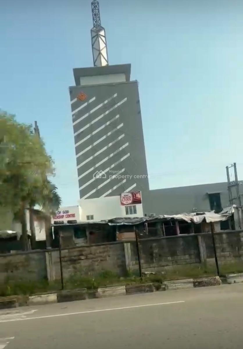 a Land Measuring 1300 Sqm, Opposite Oriental Hotel, Oniru, Victoria Island (vi), Lagos, Mixed-use Land for Sale