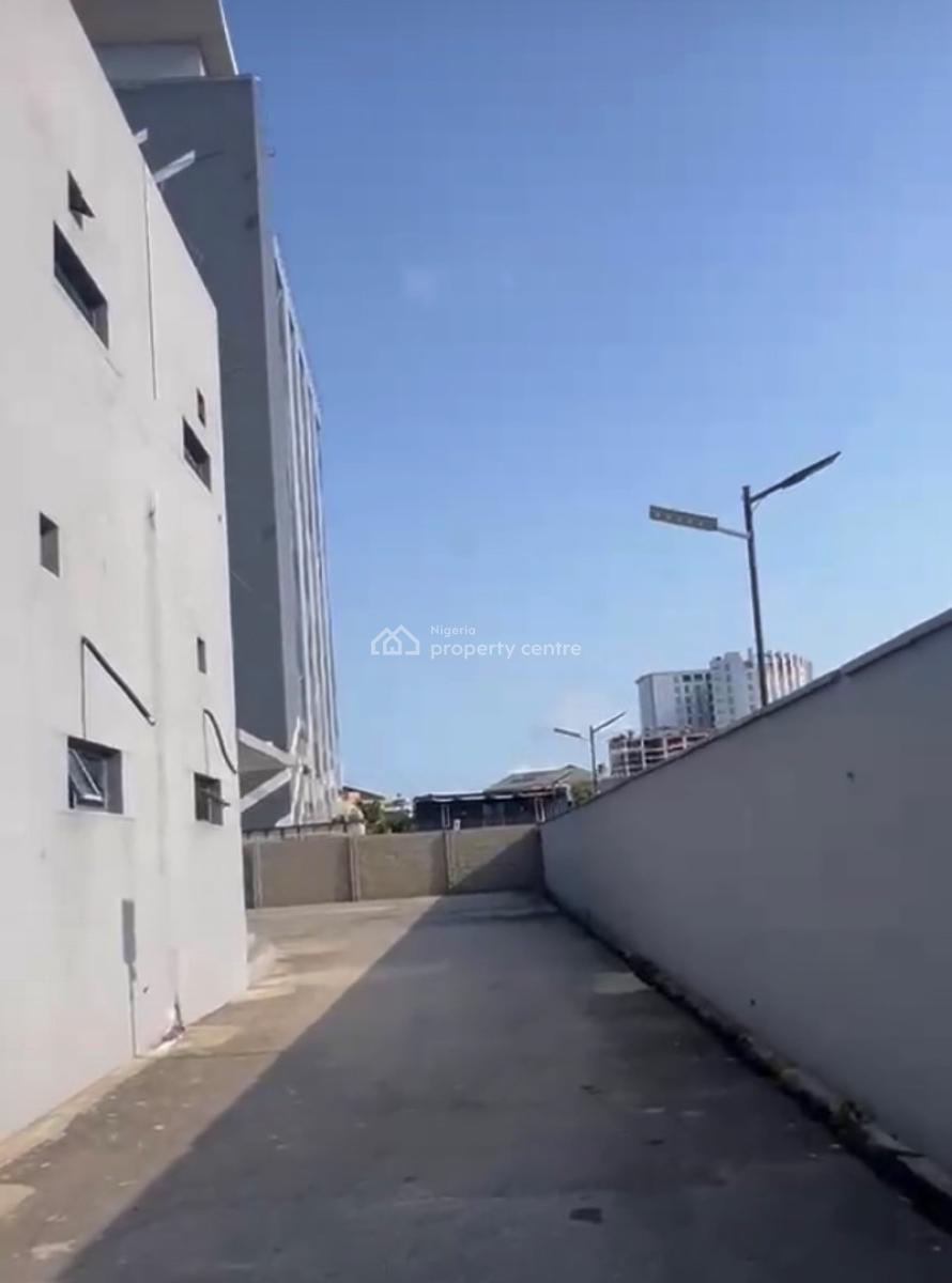 a Land Measuring 1300 Sqm, Opposite Oriental Hotel, Oniru, Victoria Island (vi), Lagos, Mixed-use Land for Sale